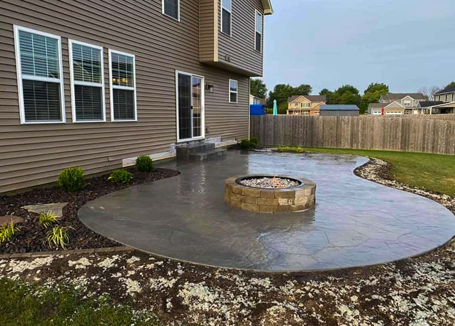 High-Quality Concrete Services in Chatham, Illinois.
